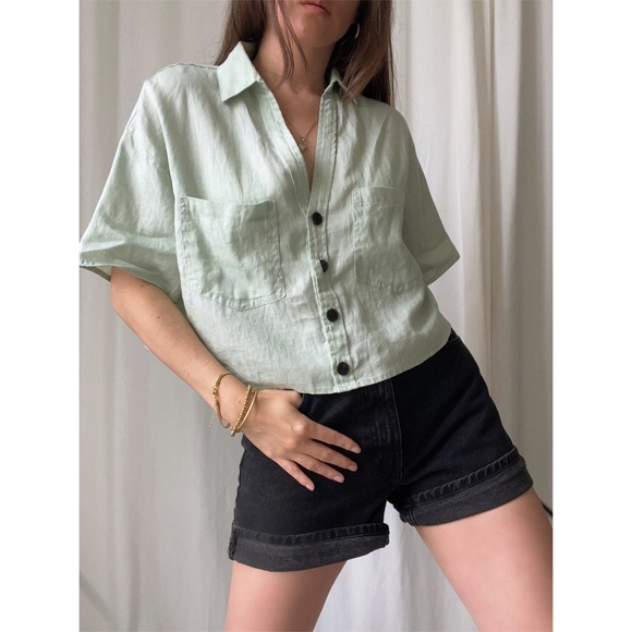 TOP cropped button up top — In Sage - Picture 8 of 10